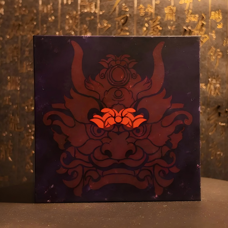 Sea Spirit Visage · Daipithy Lacquer Chest Pendant